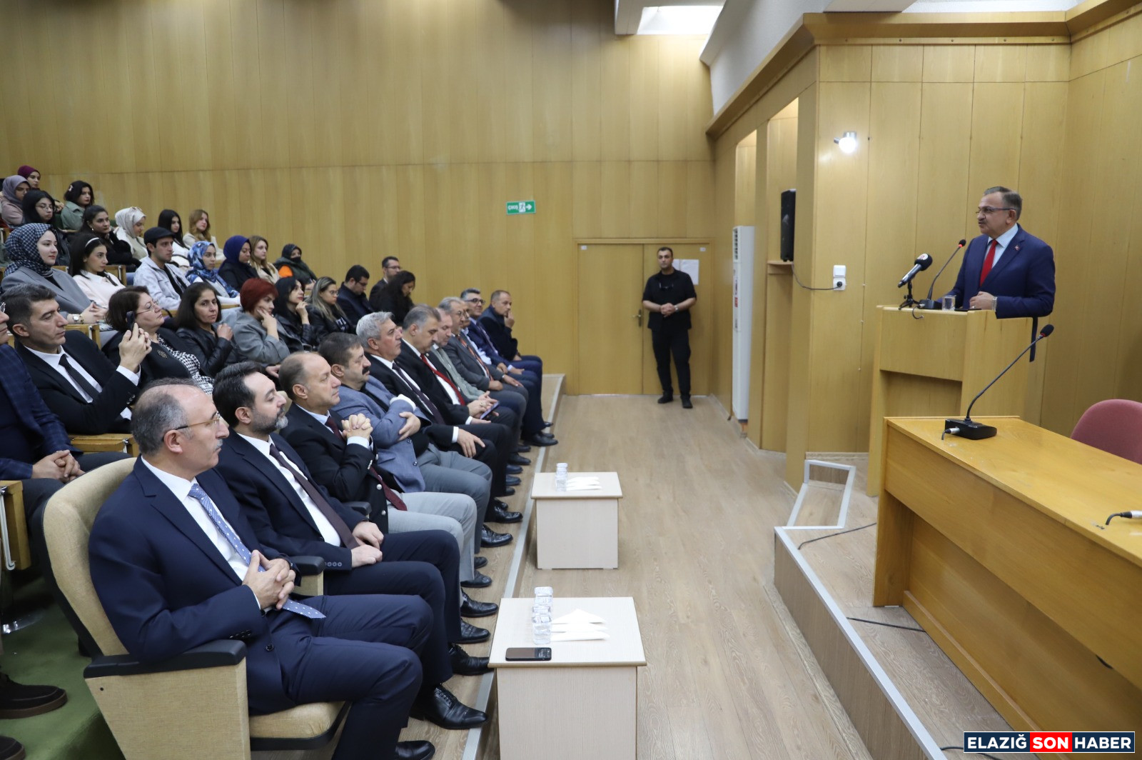 13C3B14C Db15 458F Ad10 21A157Ebf2D8