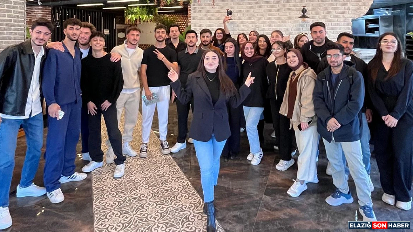 3 1761735137 W A M Qxf