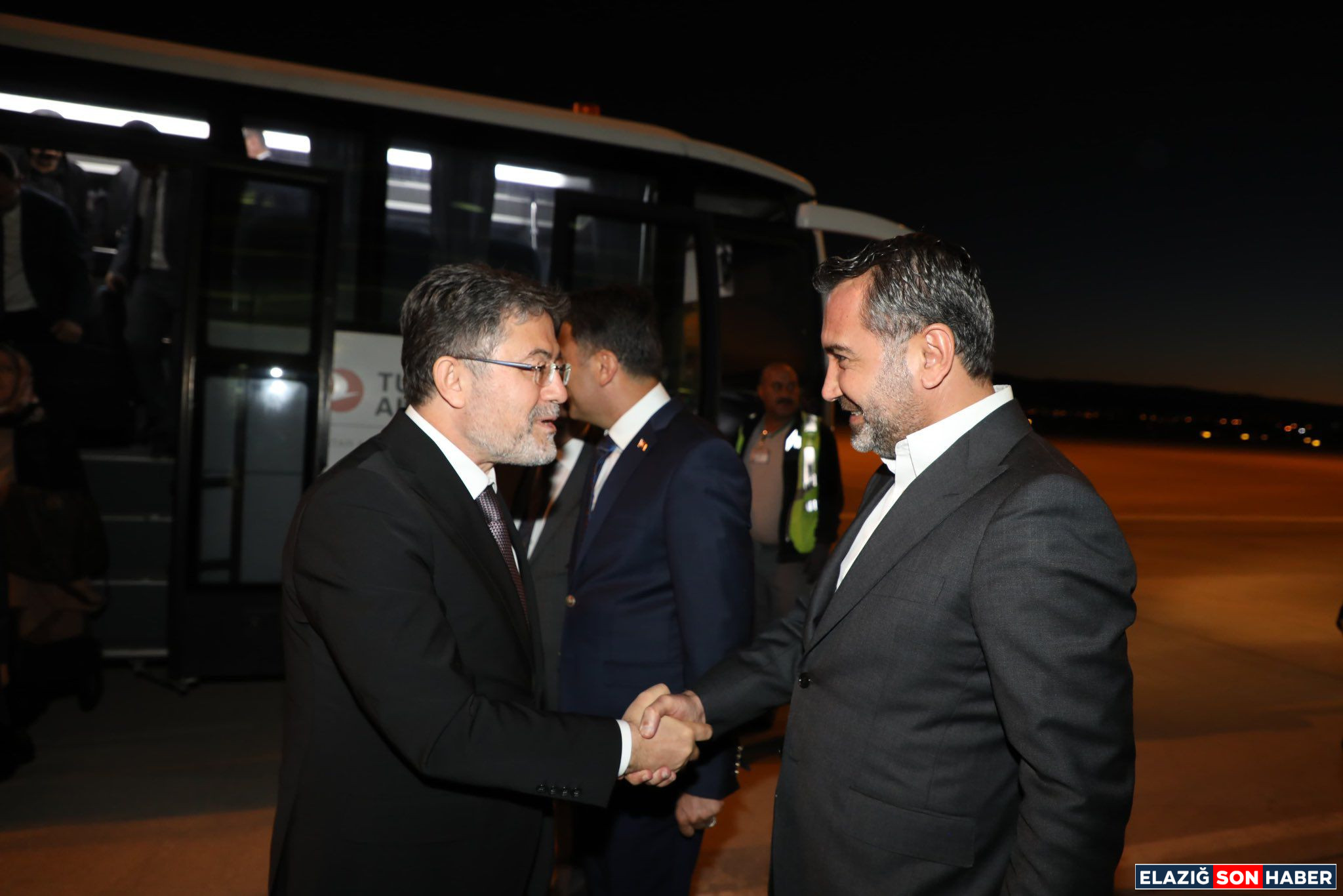 5B873638 E1Ef 4025 8B33 6Ebf5Eec2040