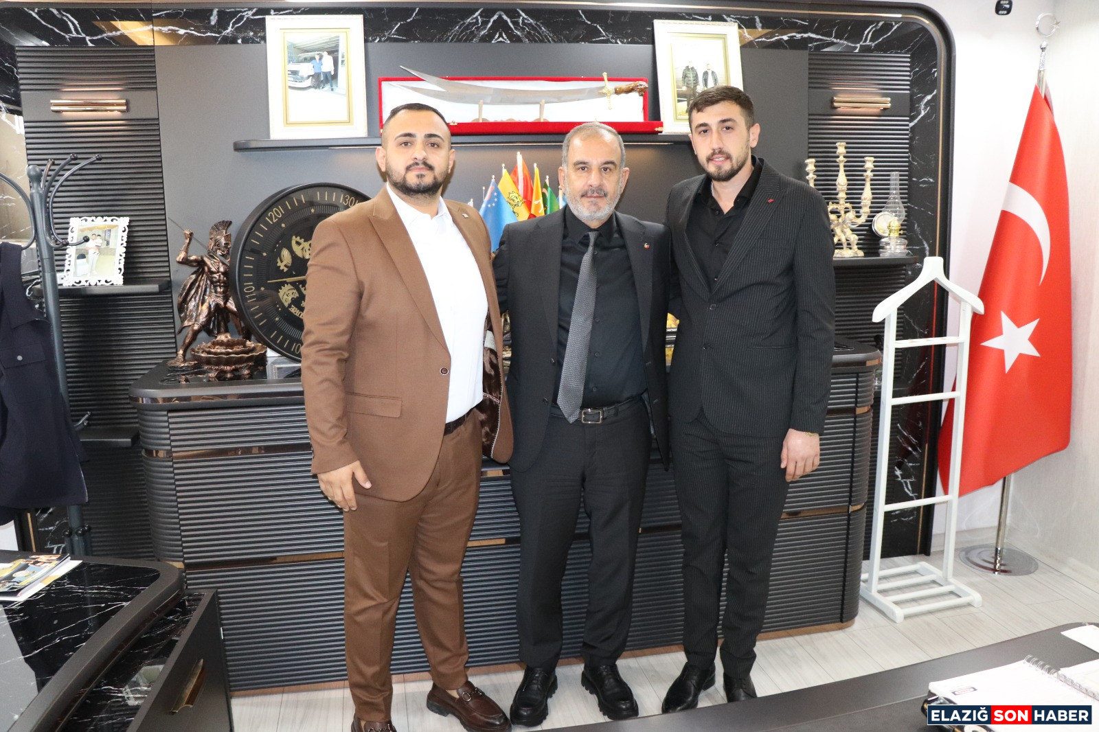 87F4Dd74 7D10 4863 8D02 93B66D5B0736