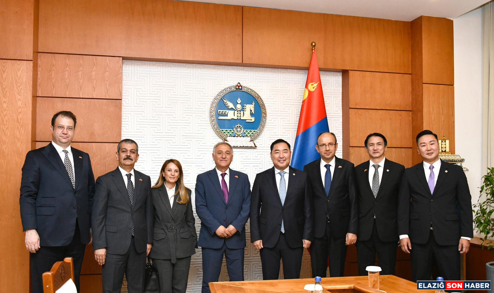 E97075E5 E7Ab 45C1 9976 47D8B96Ba56D