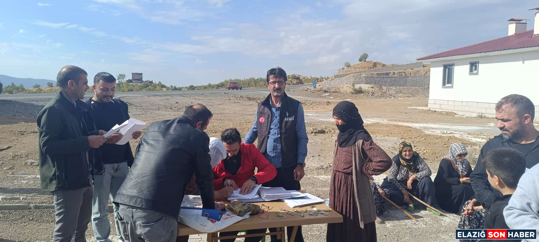 G4C H Pb V X M A A U I T Y