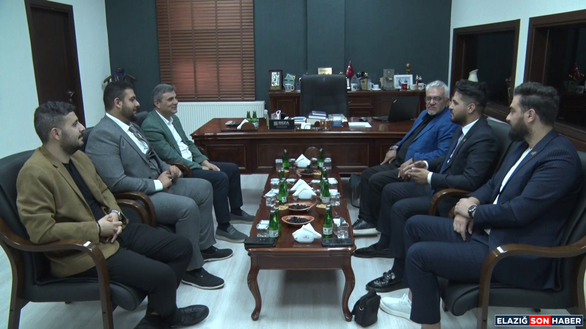 Vlcsnap 2025 10 26 16H03M00S571