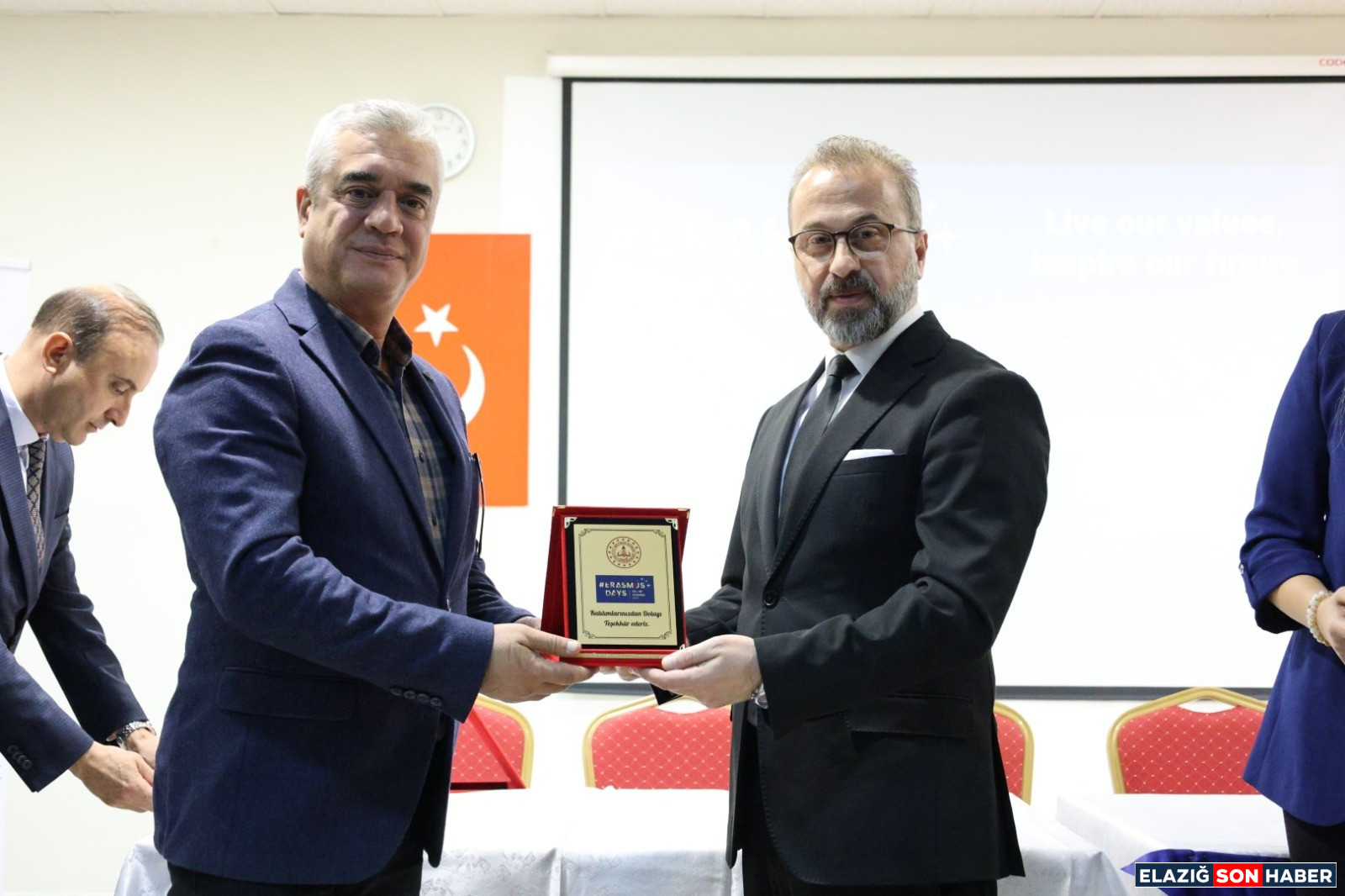 Whatsapp Görsel 2025 10 13 Saat 15.40.49 A8188210