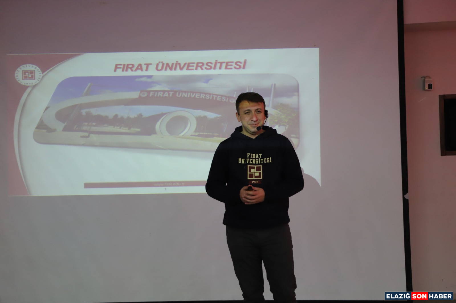 15F18473 4C3F 4Eb7 88C1 D04Fbf6Fcef2