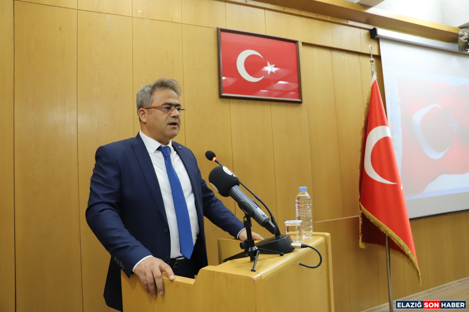 Af371E05 40Cd 4Eaf B2A4 53F18054E380