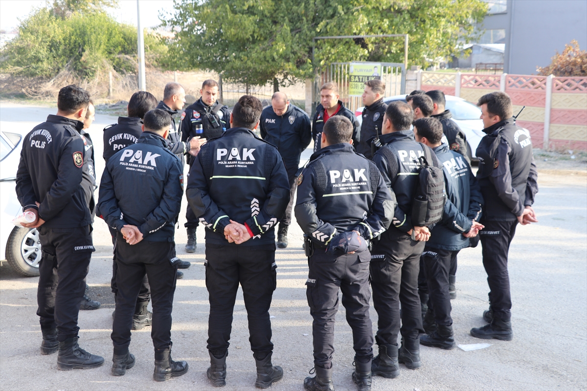 Elazığ'da Kaybolan 11 Yaşındaki Otizmli Çocuğu Arama Çalışmaları 7. Gününde Sürüyor