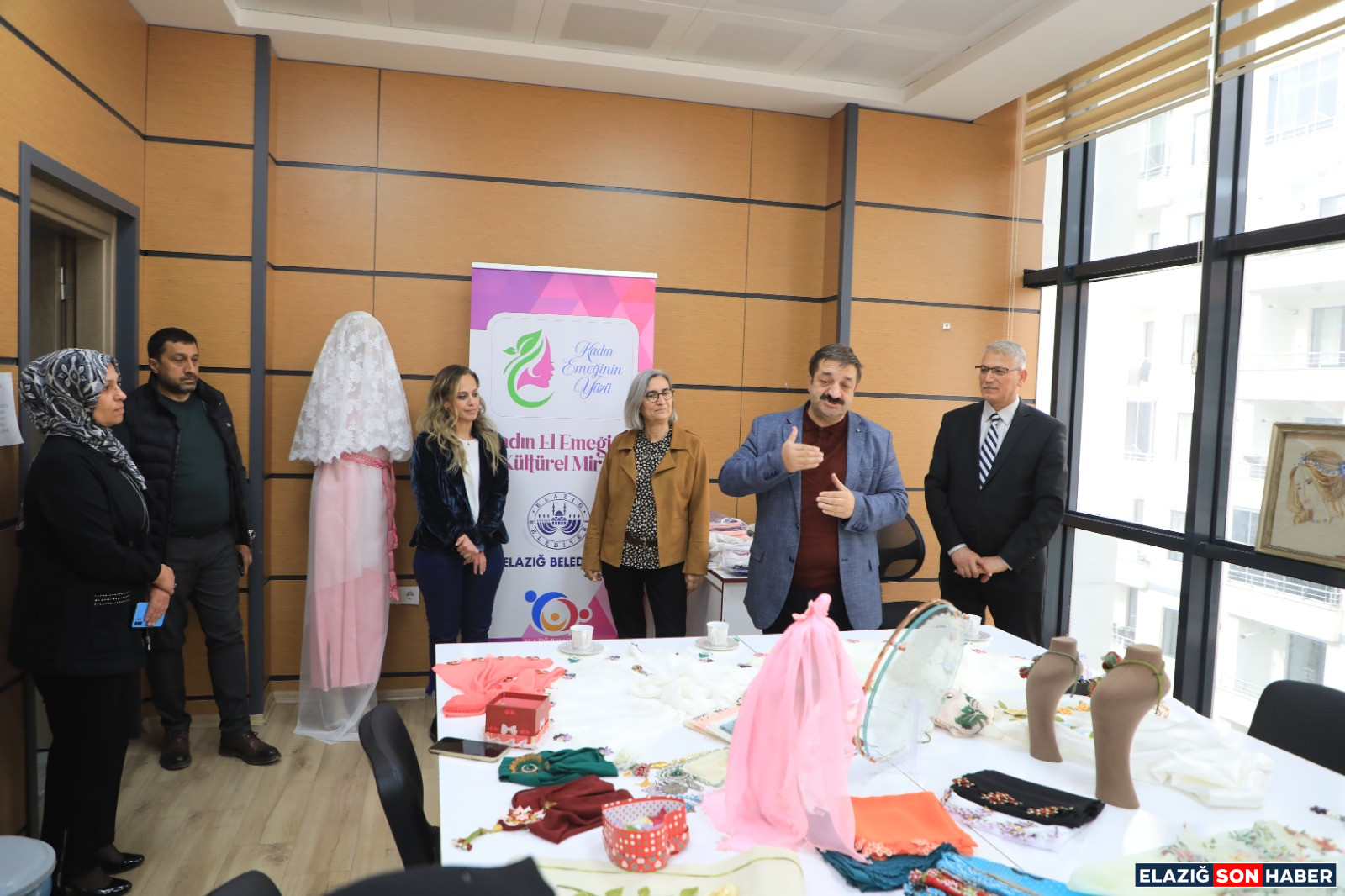 Elazigli Kadinlarin Gelenekten 1762338597 Ms F L Bo