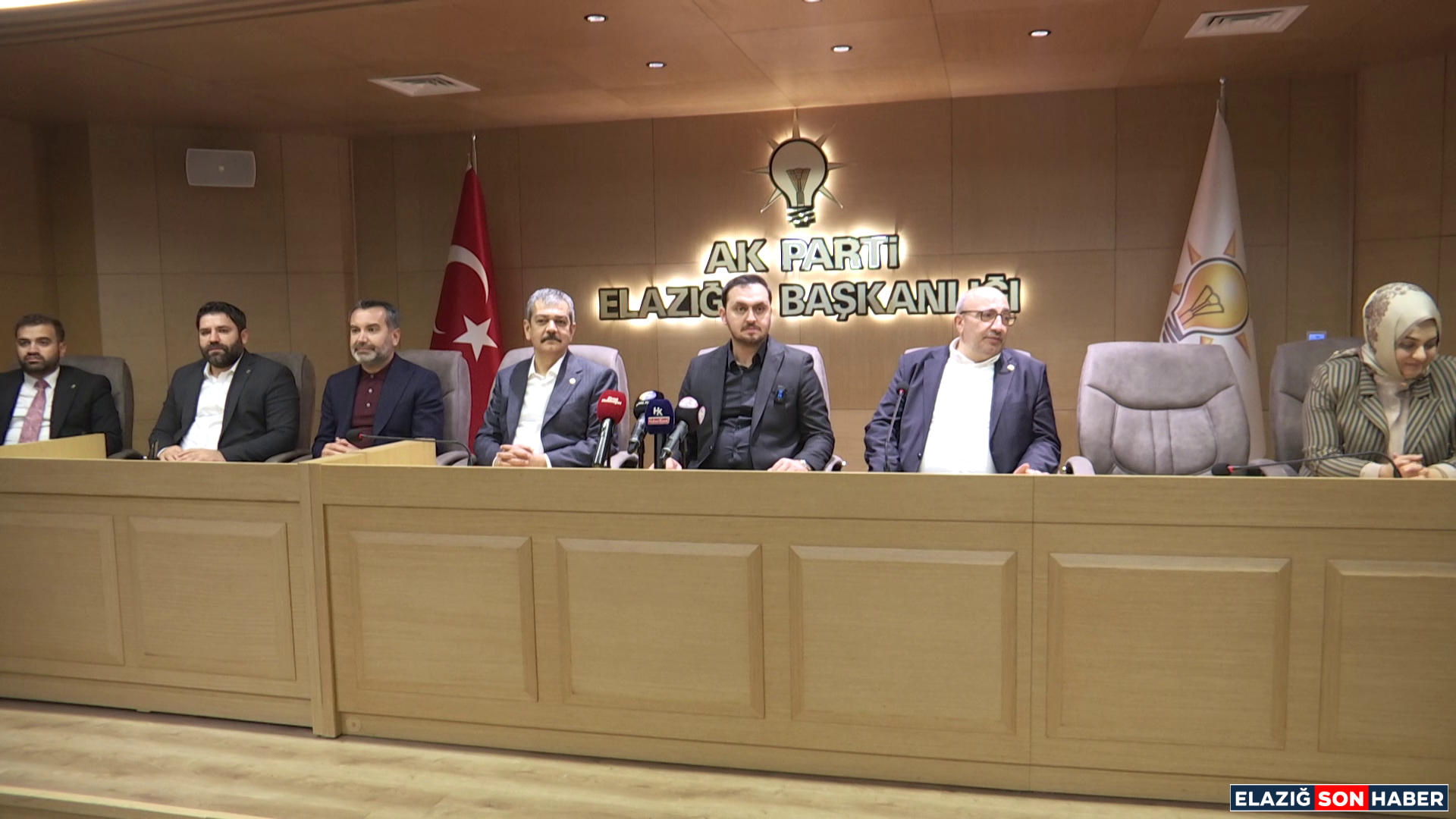 Vlcsnap 2025 11 09 17H08M05S856