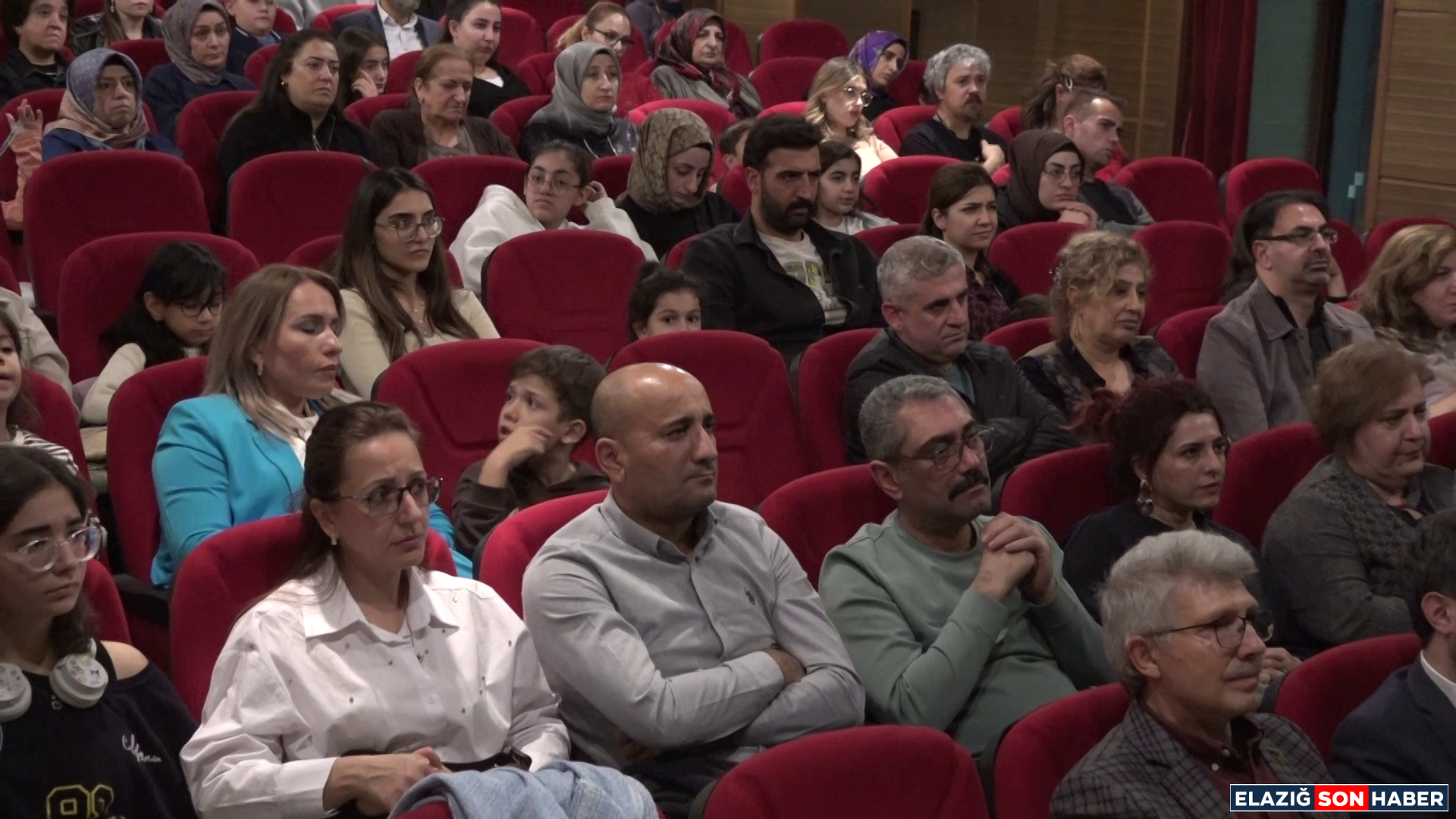 Vlcsnap 2025 11 09 19H05M42S125