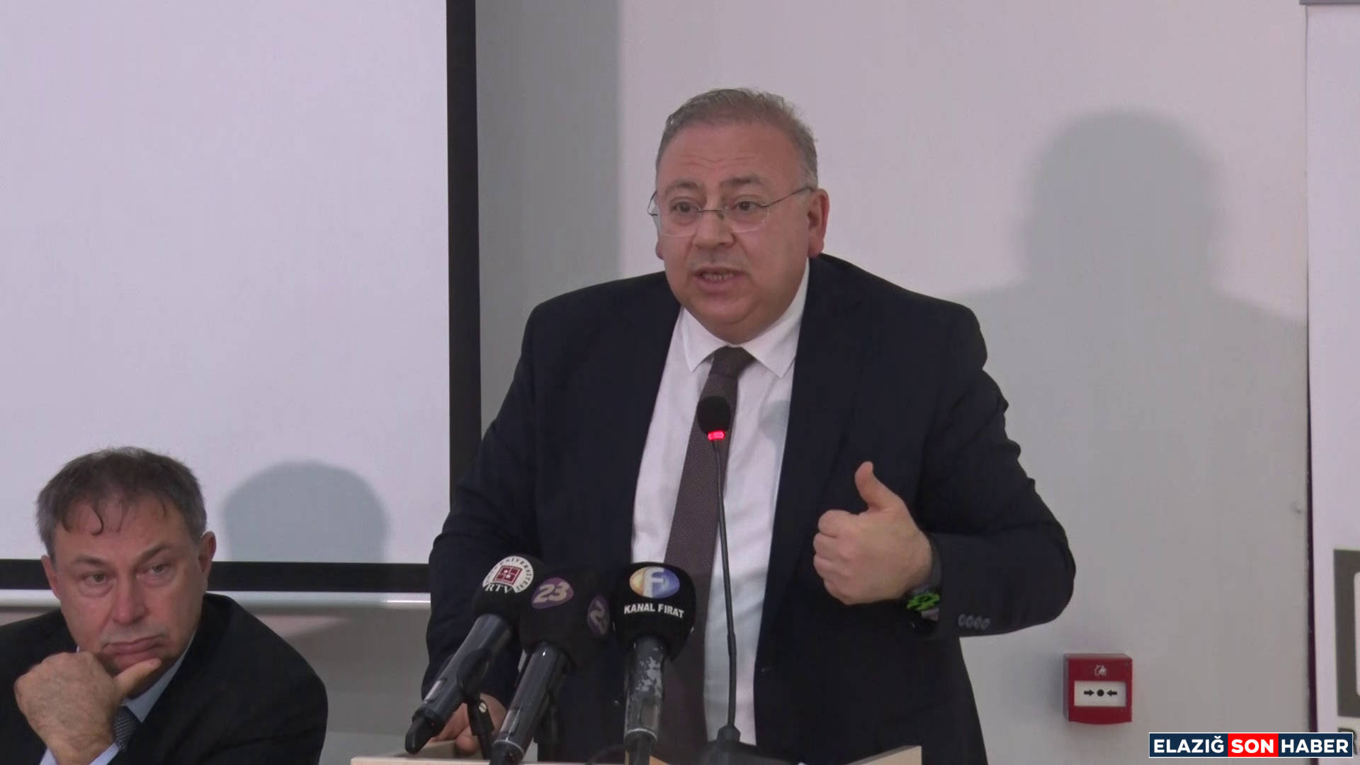 Vlcsnap 2025 11 20 20H30M32S796