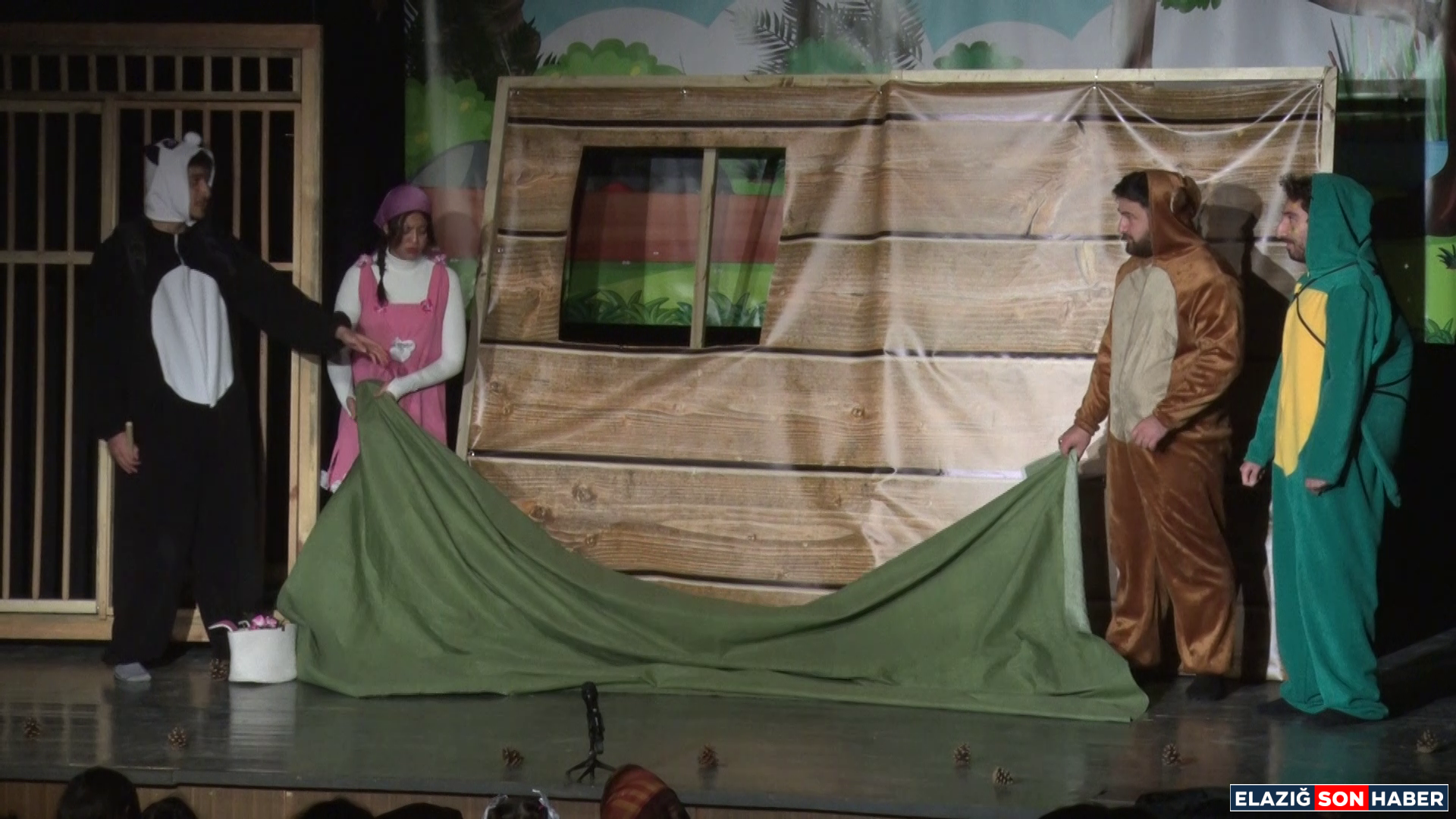 Vlcsnap 2025 12 06 17H47M58S343