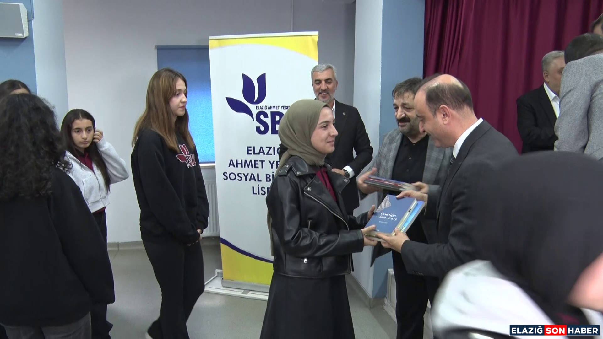 Vlcsnap 2025 12 09 14H21M40S840