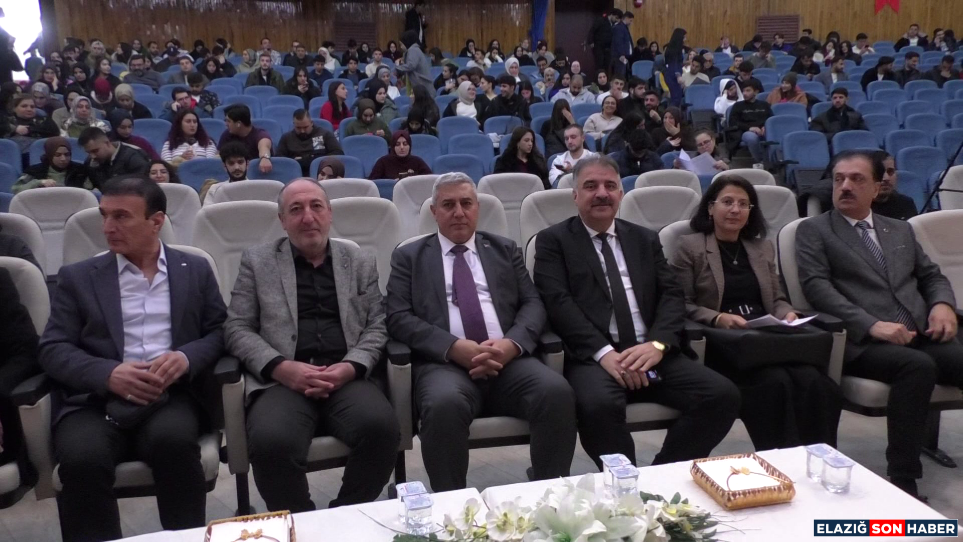 Vlcsnap 2025 12 22 17H04M55S122