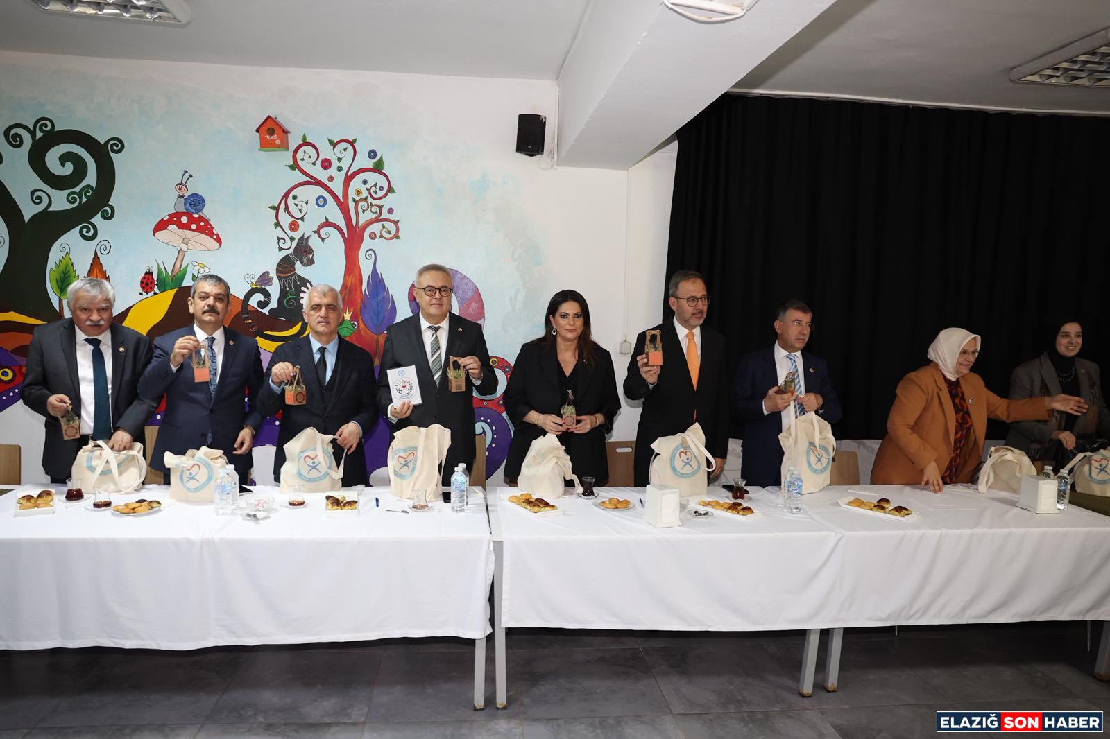 Whatsapp Görsel 2025 12 01 Saat 18.10.37 9577D6Cb