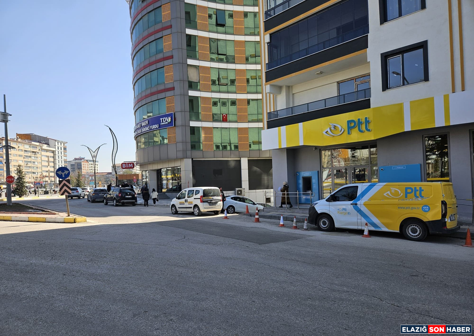 1742833532 485740685 24025671890356041 1653