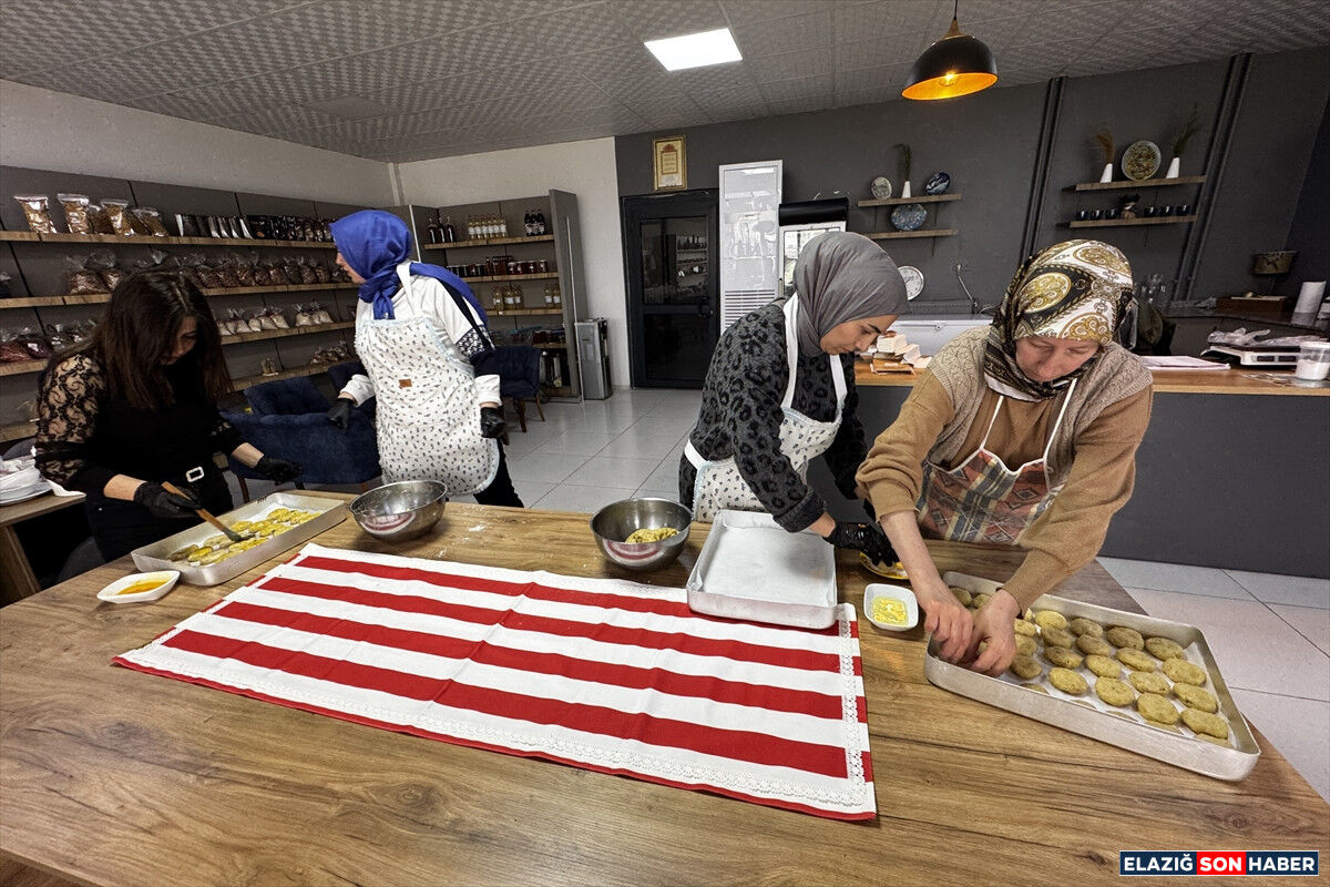 A A 20260226 40670076 40670072 A N N E L E R I N H A Z I R L A D I G I C O R E K V E K U R A B I Y E L E R I G E N C L E R I F T A R I Y O L D A K A R S I L A Y A N L A R A I K R A M E D I Y O R