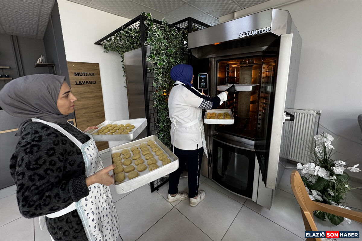 A A 20260226 40670076 40670073 A N N E L E R I N H A Z I R L A D I G I C O R E K V E K U R A B I Y E L E R I G E N C L E R I F T A R I Y O L D A K A R S I L A Y A N L A R A I K R A M E D I Y O R