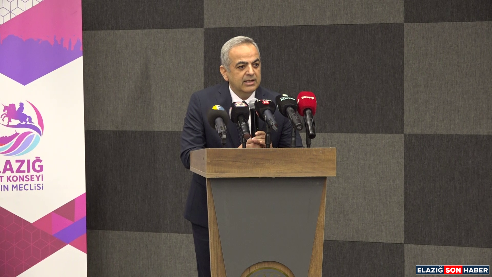 Vlcsnap 2026 02 14 18H08M28S899