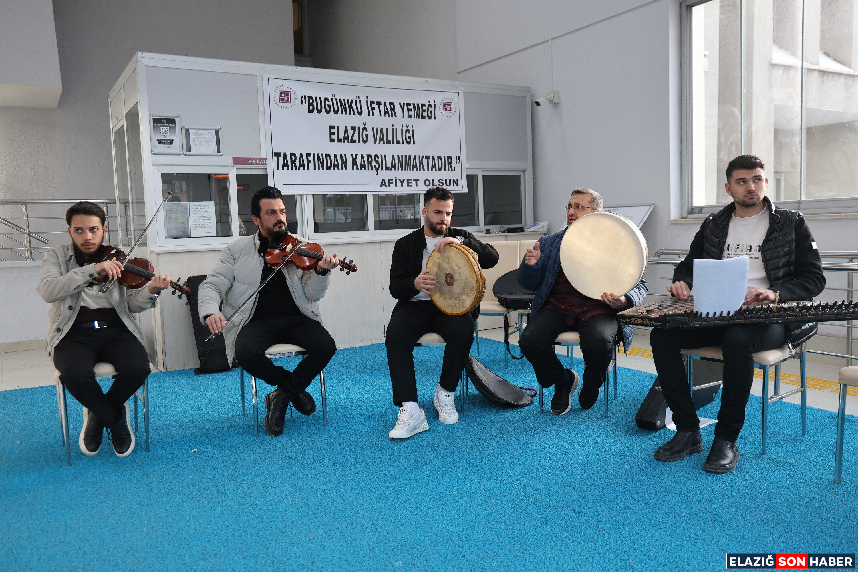 1773735771 Aw663819 06