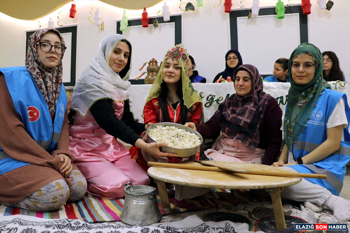 A A 20260305 40737405 40737397 U N I V E R S I T E L I K I Z L A R Y U R T T A G E L E N E K S E L T A R I F L E R L E Y O R E S E L Y E M E K L E R I O G R E N I Y O R