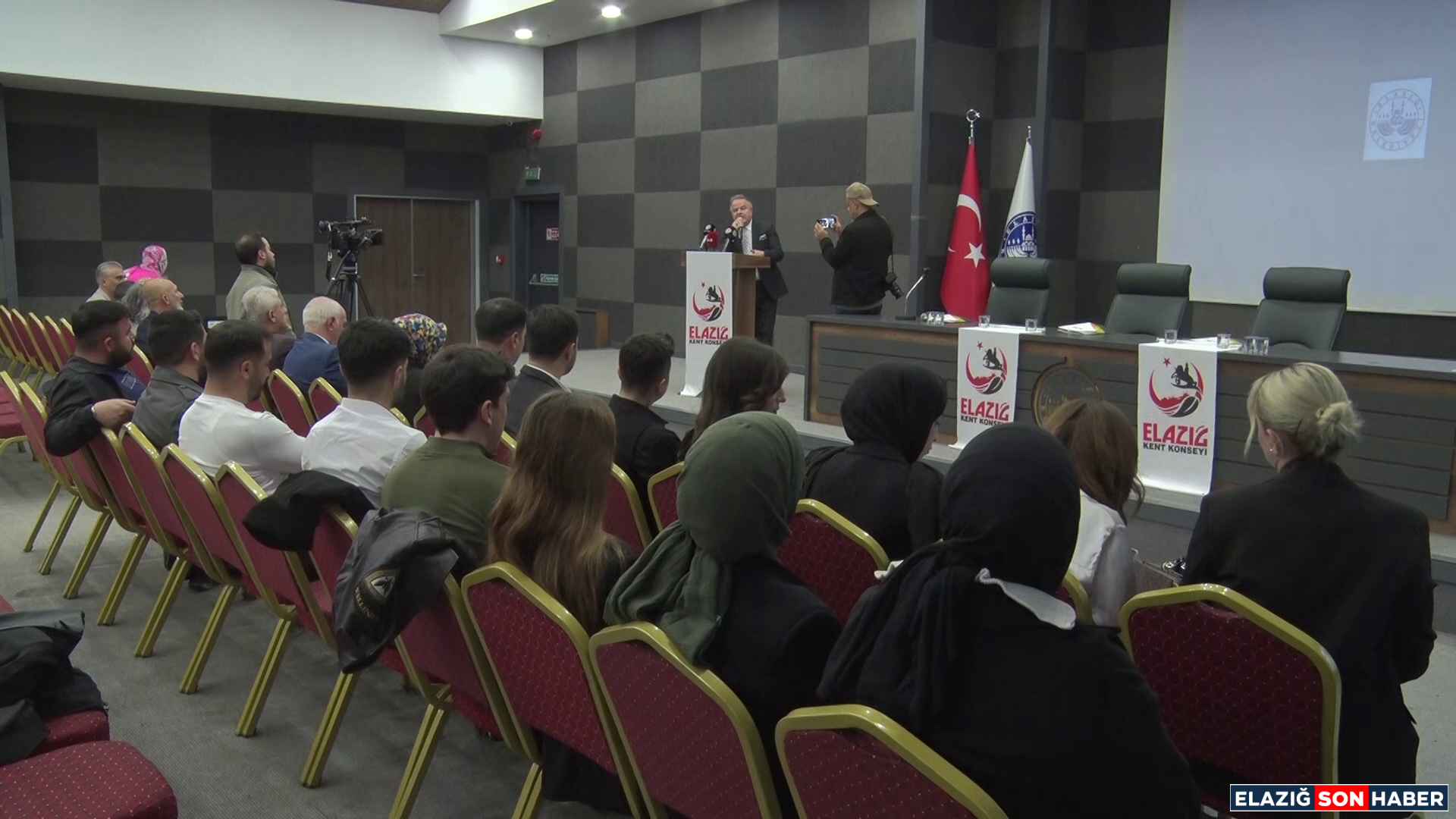 Vlcsnap 2026 03 31 16H04M16S213