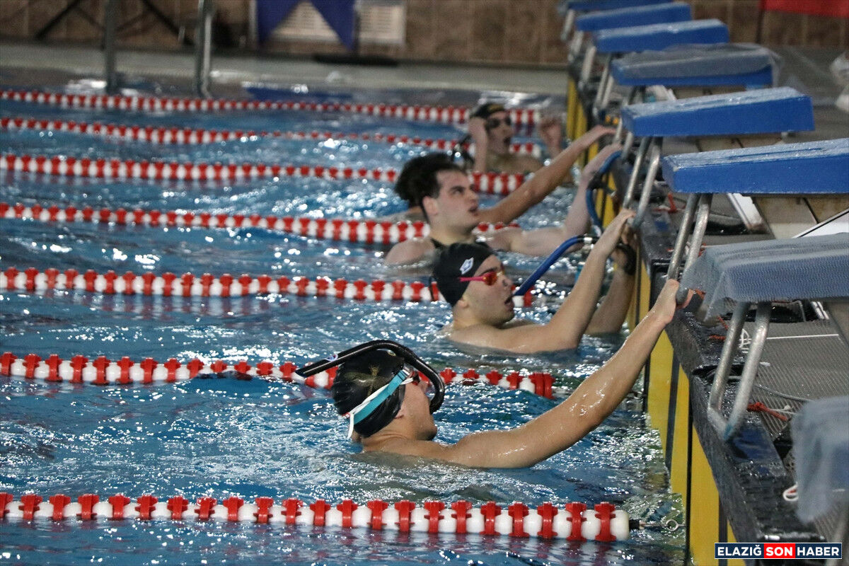 A A 20260402 40996814 40996812 C U M H U R B A S K A N L I G I K U P A S I P A L E T L I Y U Z M E K U L U P L E R A R A S I B U Y U K L E R T U R K I Y E S A M P I Y O N A S I S E C M E L E R I