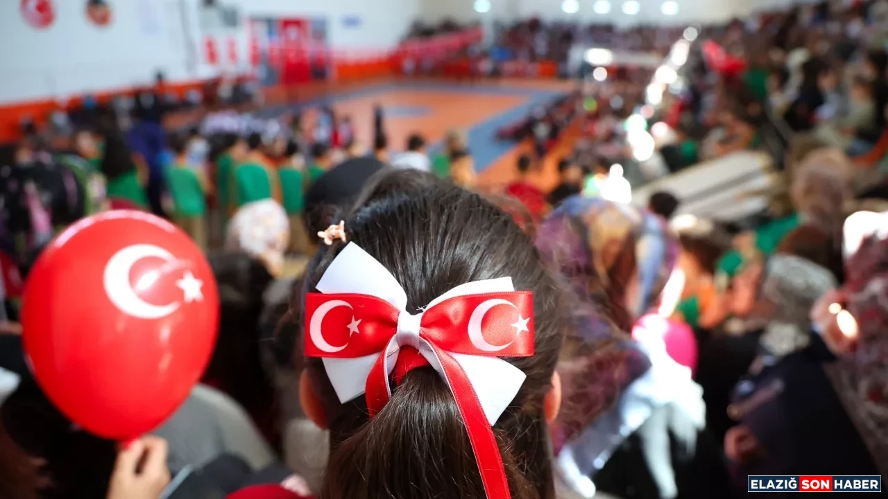 Darendede 23 Nisan Ulusal Egemenlik Ve Cocuk Bayrami Kutlandi