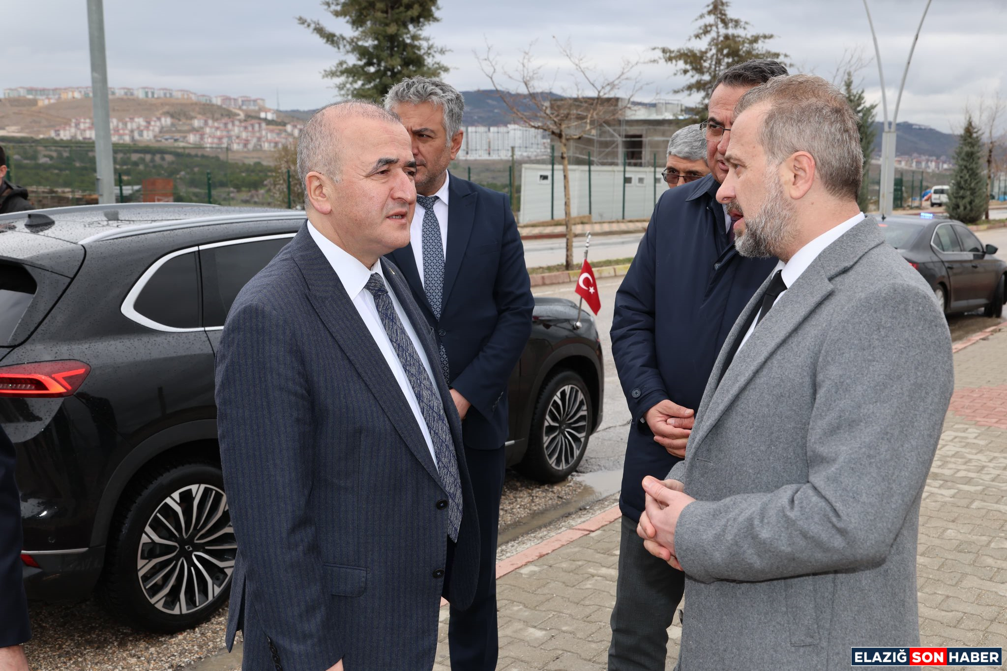 H Fj K Tldag A A B B35