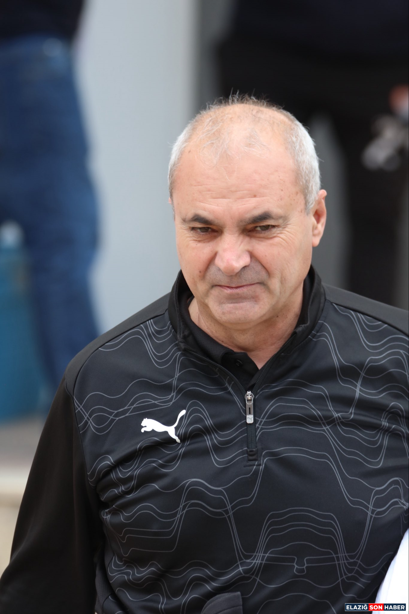 H G Gres E Xo A A 9 X3