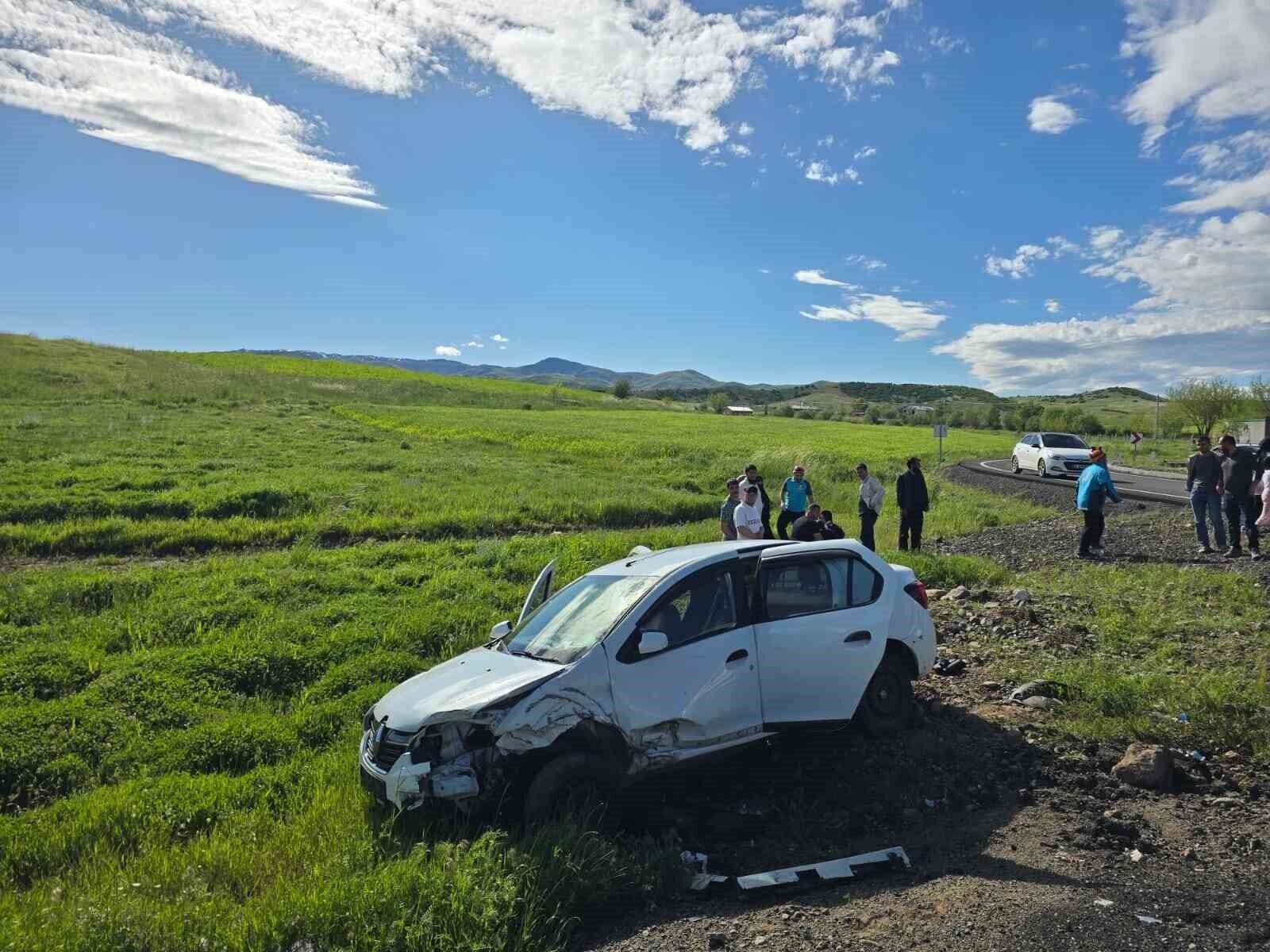 Bingöl'de trafik kazası: 4 yaralı