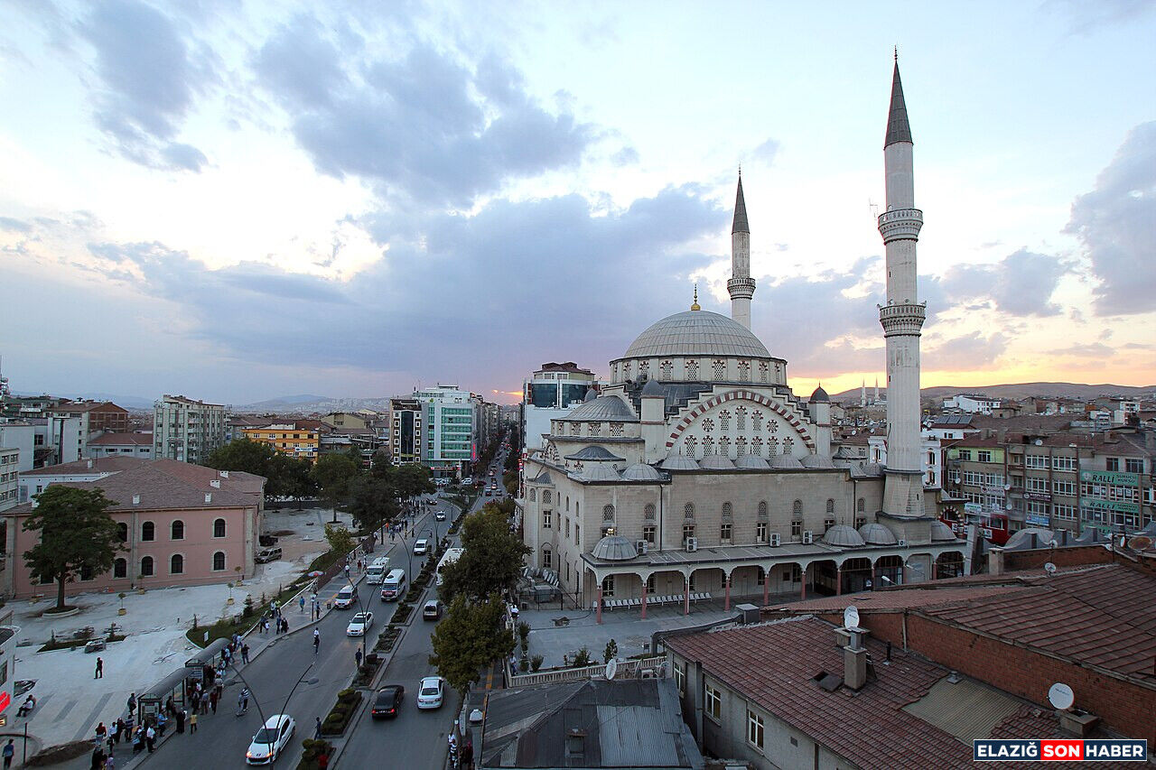Elazig Izzetpascha Moschee