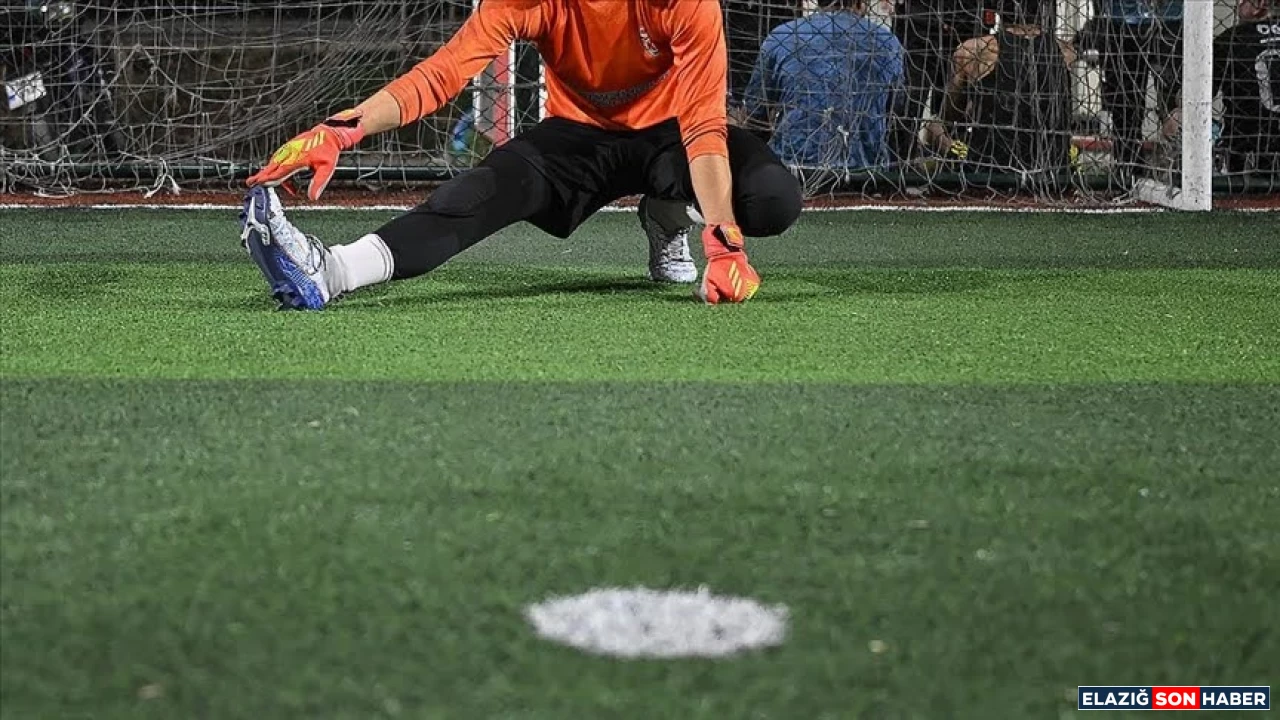 Hali Sahada Futbol Oynamanin Tehlikeleri Ve Dikkat Edilmesi Gerekenler H1567660 31