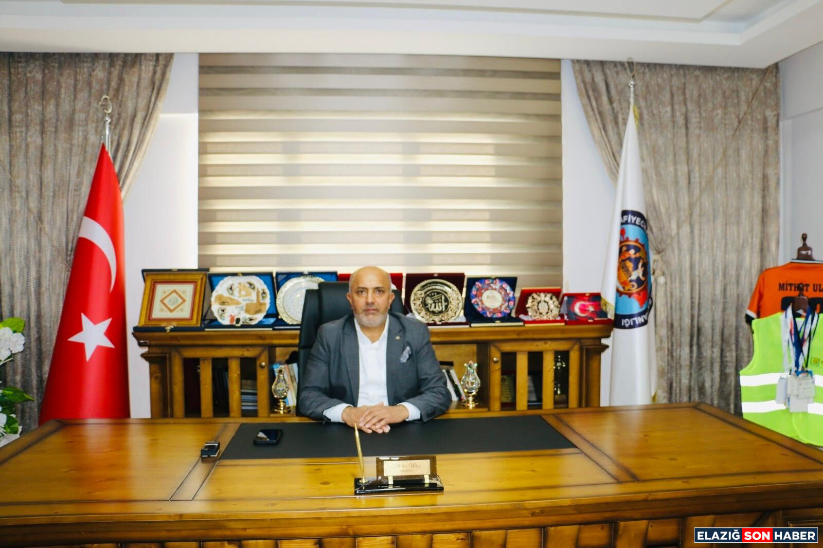 01 R E S İ M