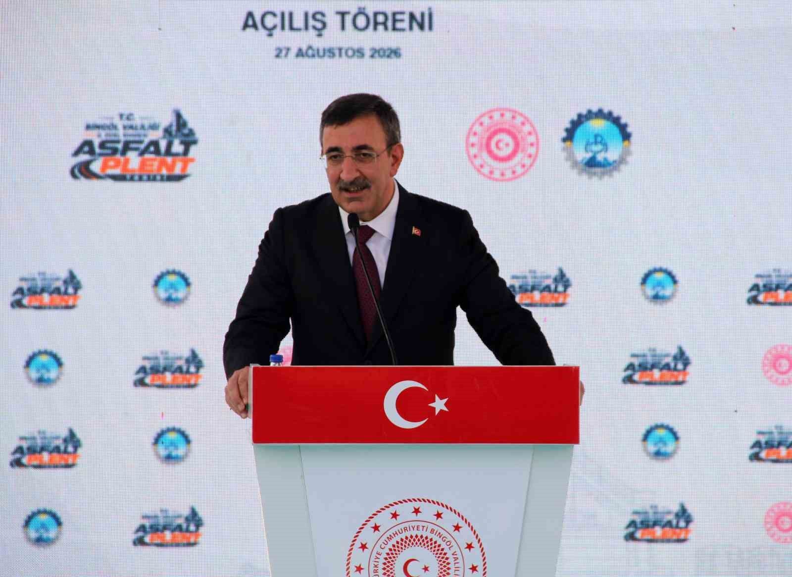 Cumhurbaşkanı Yardımcısı Yılmaz: 'Terörsüz Türkiye ve terörsüz bölge vizyonu ülkemizin yatırım ikliminin önündeki engelleri kaldıracak'