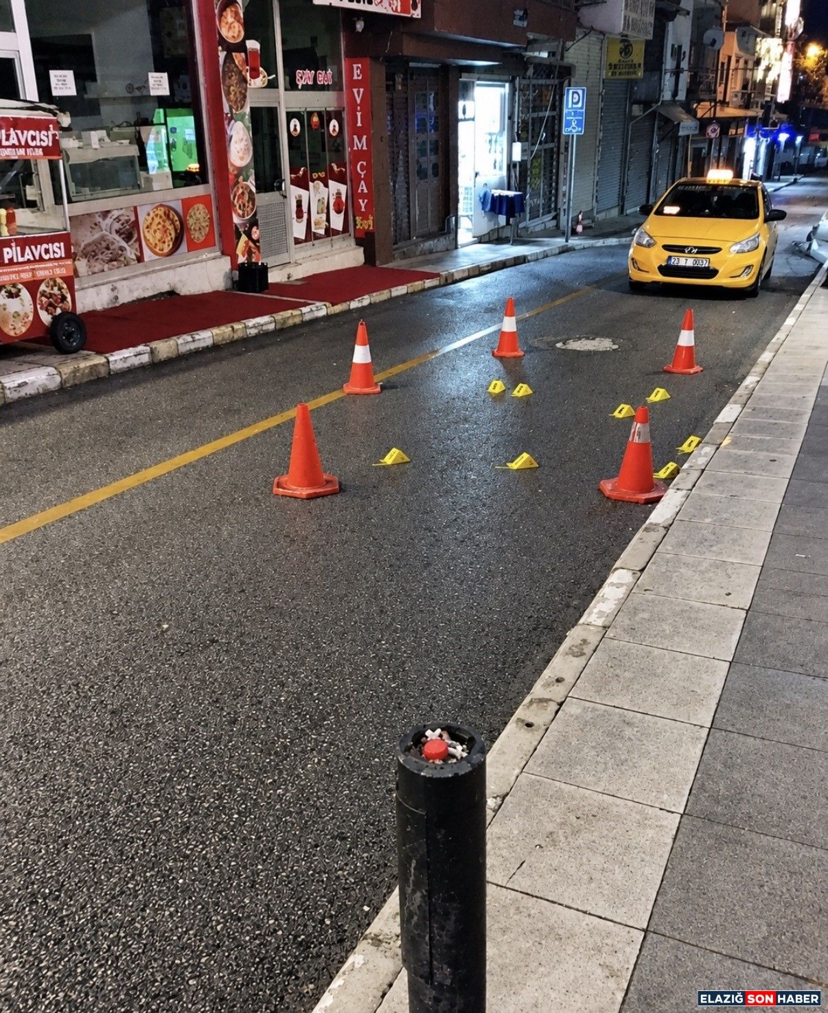 A W811369 01