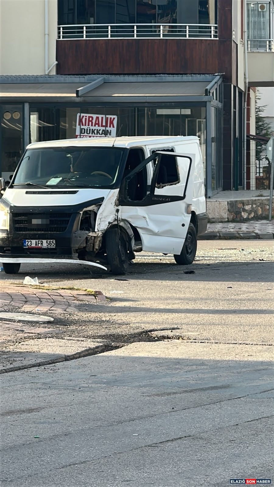 A W813392 02
