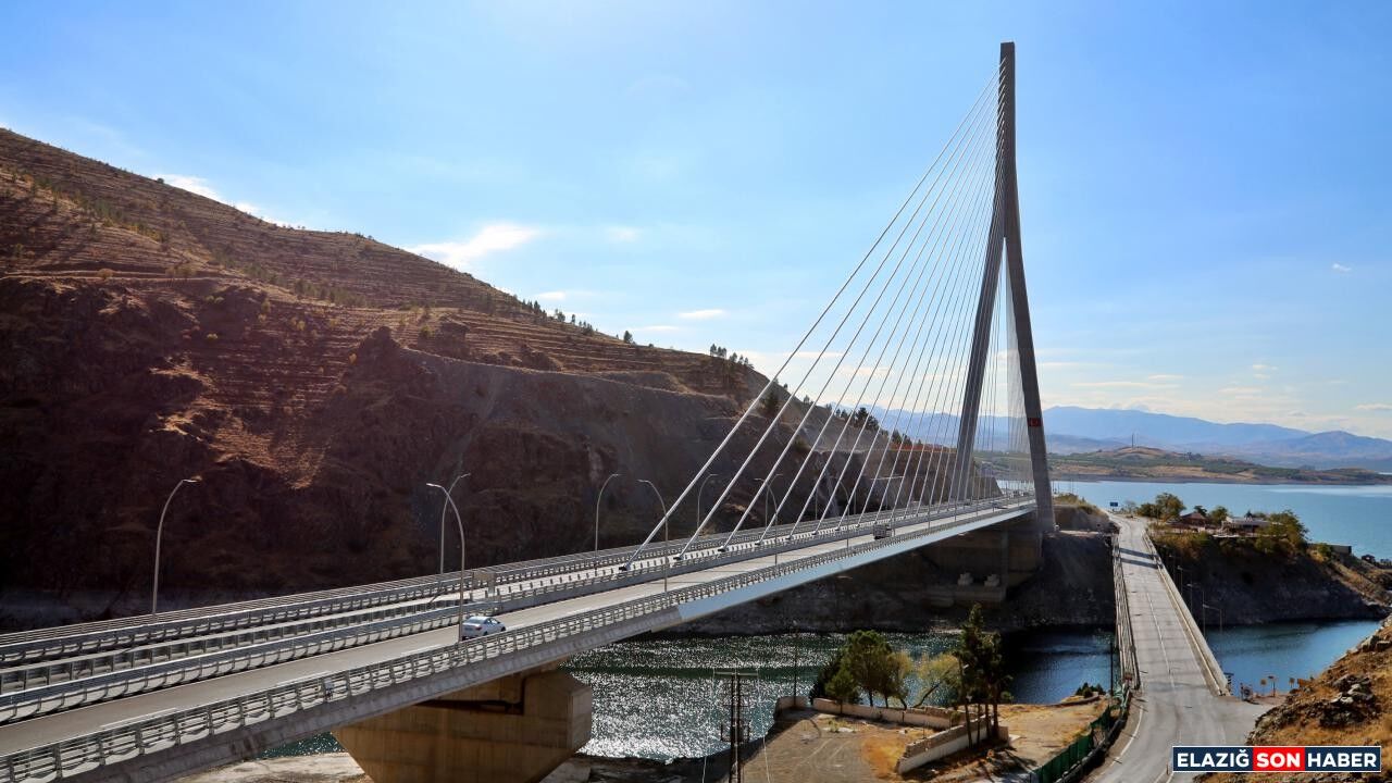 Komurhan Koprusu Elazig Aa 1687253